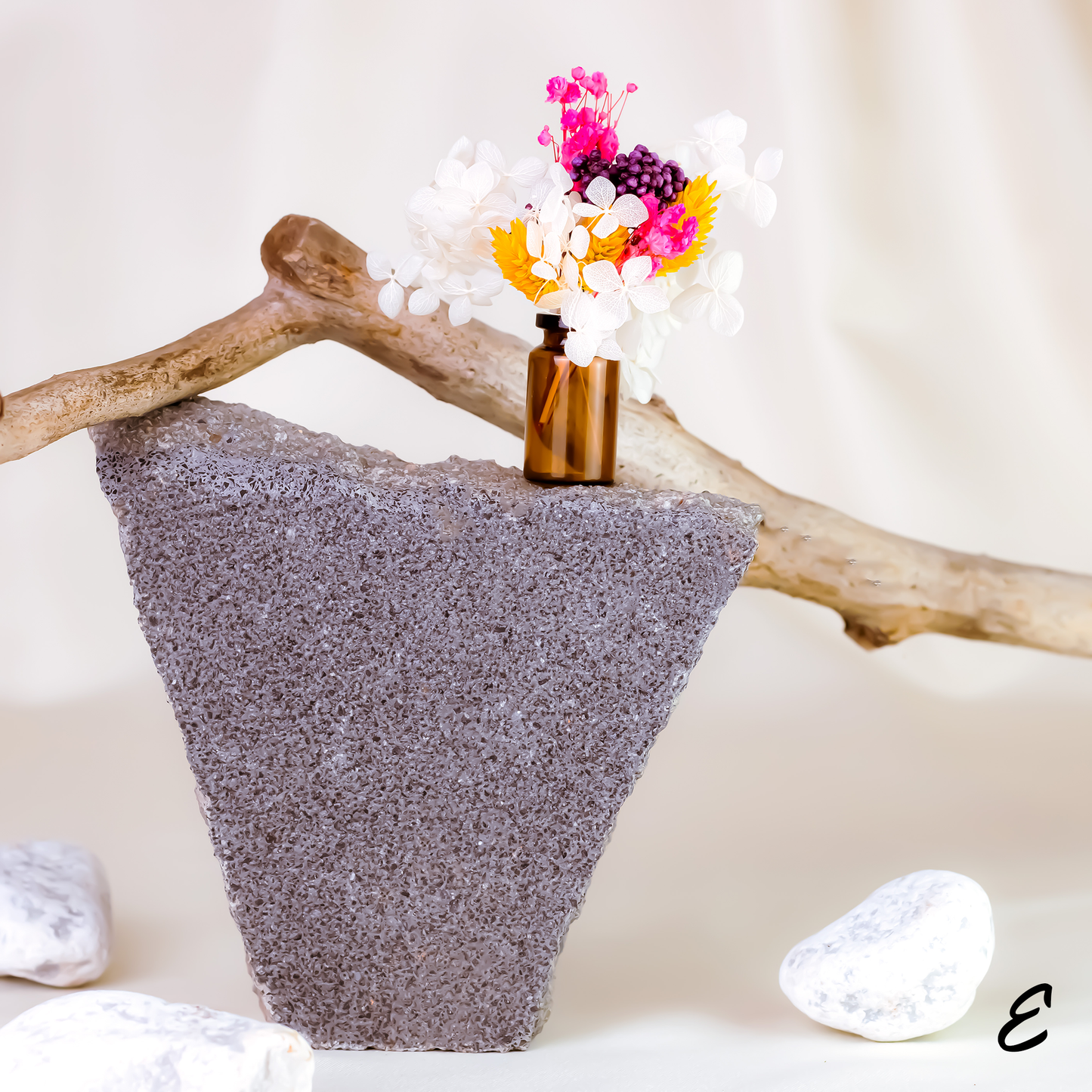 dried valentines bouquet for readers.