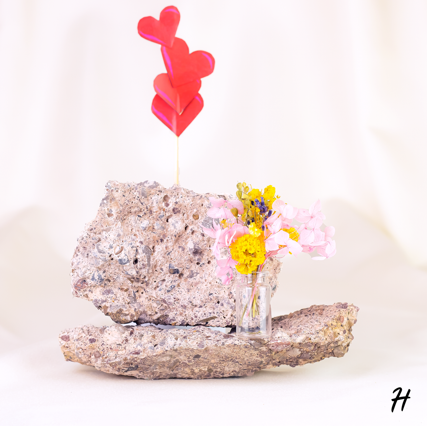 dried valentines bouquet for readers.